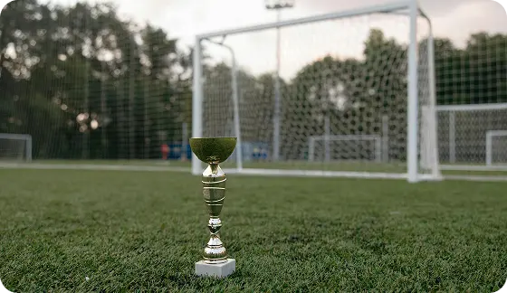 photo d'une coupe sur un terrain de foot